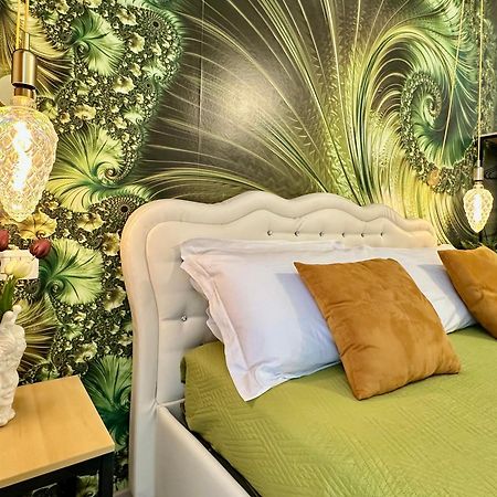 Palazzo Chiatamone Hotel เนเปิลส์ ภายนอก รูปภาพ