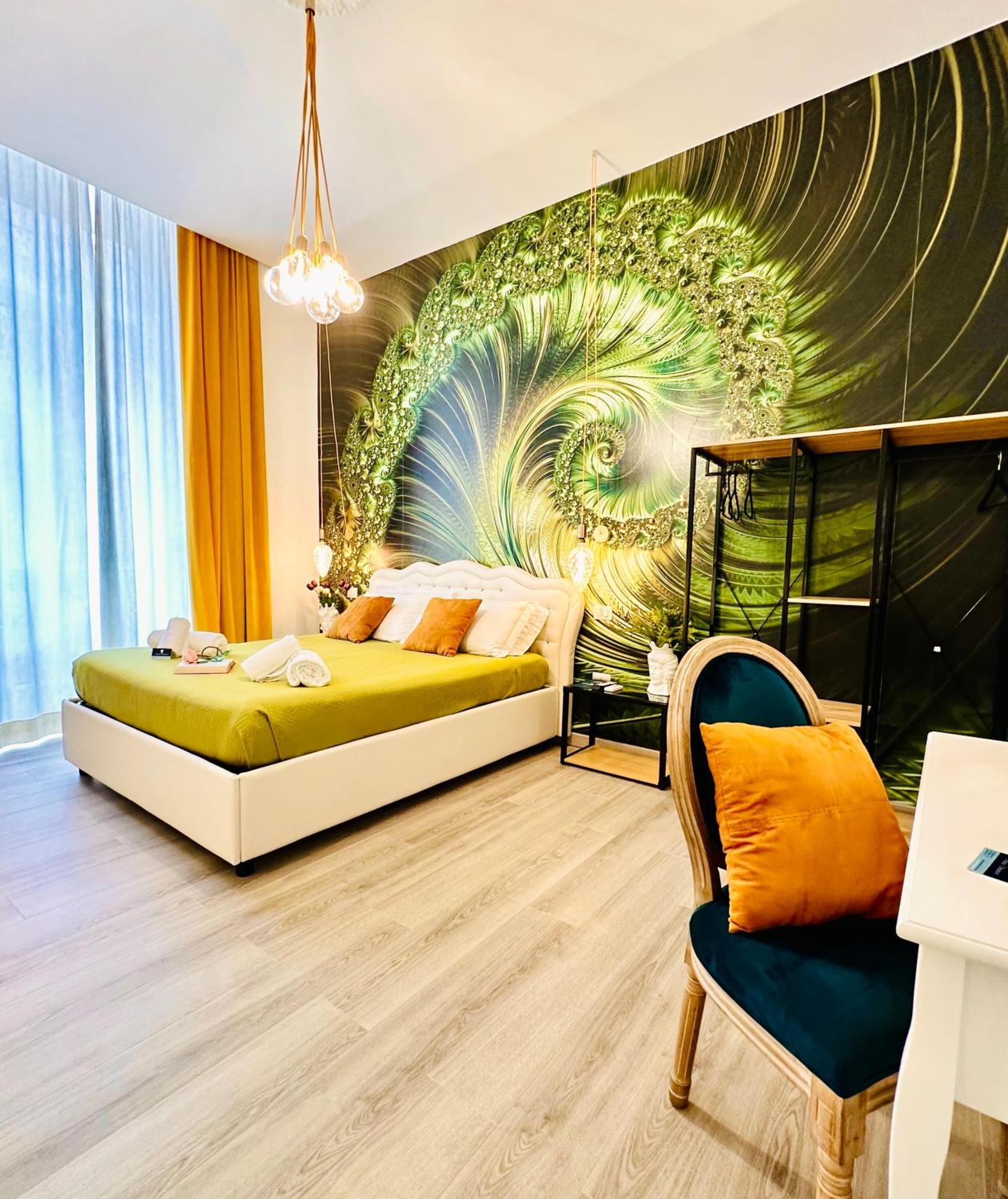 Palazzo Chiatamone Hotel เนเปิลส์ ภายนอก รูปภาพ